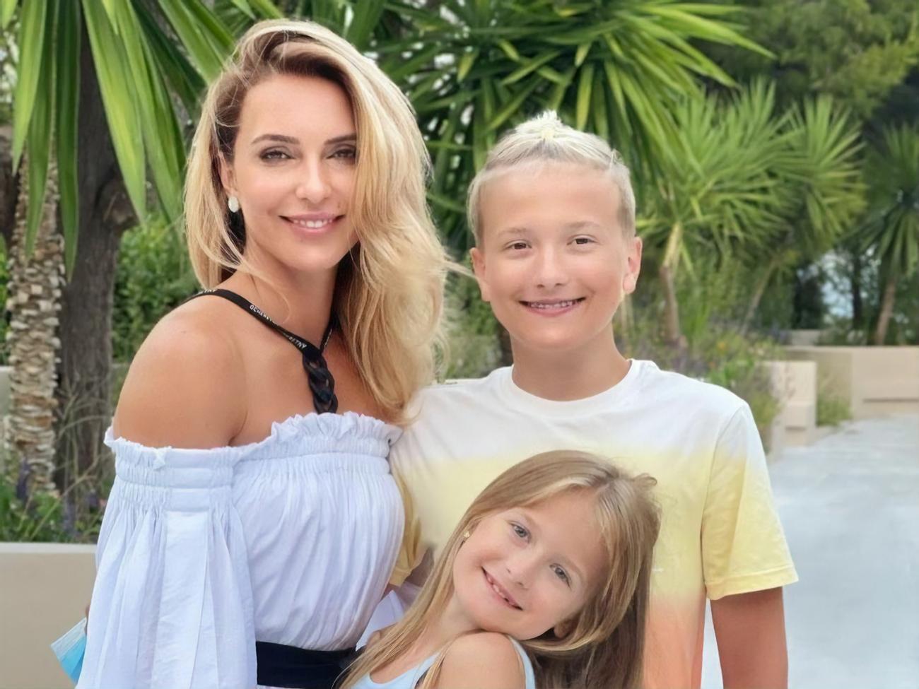 Марина Боржемская с&nbsp;сыном Робертом и дочерью Оливией