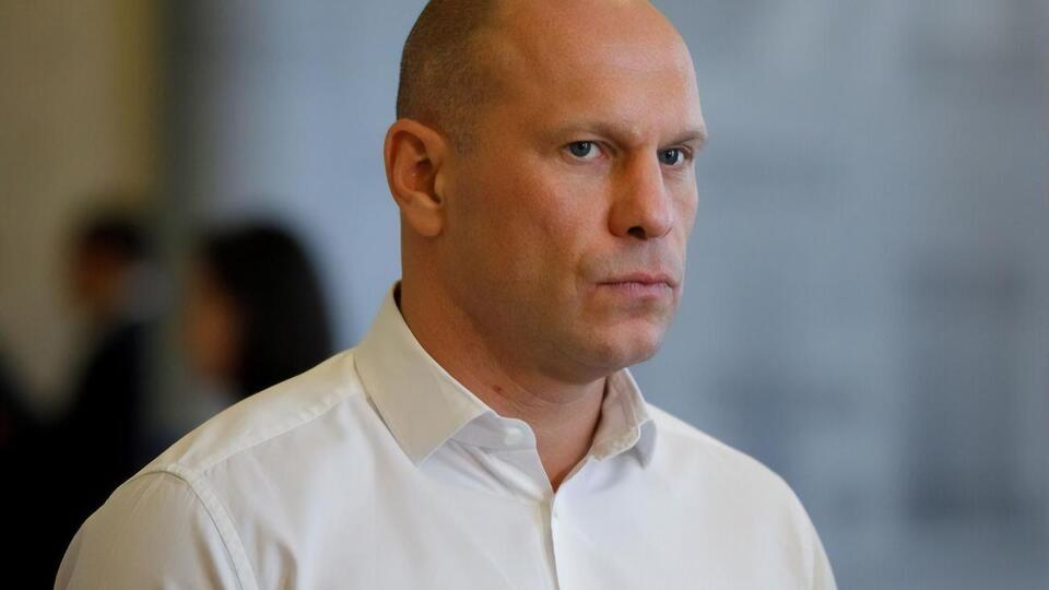 Монастырский рассказал, что Кива получил право на наградное оружие в 2015 году