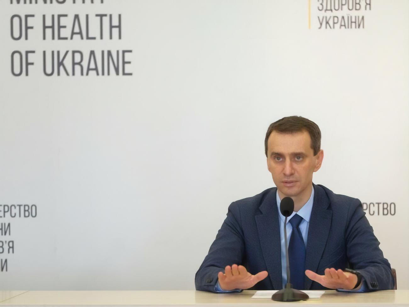 За словами Ляшка, повний курс вакцинації проти коронавірусу буде потрібний і співробітникам, і відвідувачам