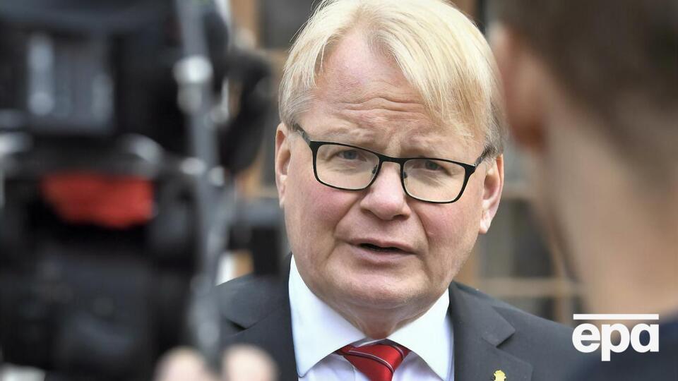 Министр обороны Швеции призвал демонстрировать солидарность с Киевом