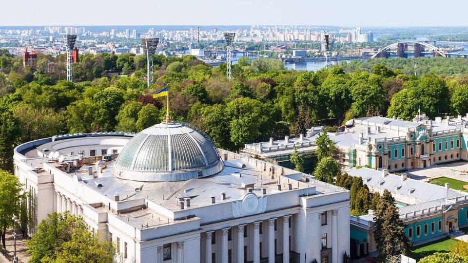 Организаторы призвали киевлян прийти в 9.30 в четверг, 18 ноября, в Мариинский парк