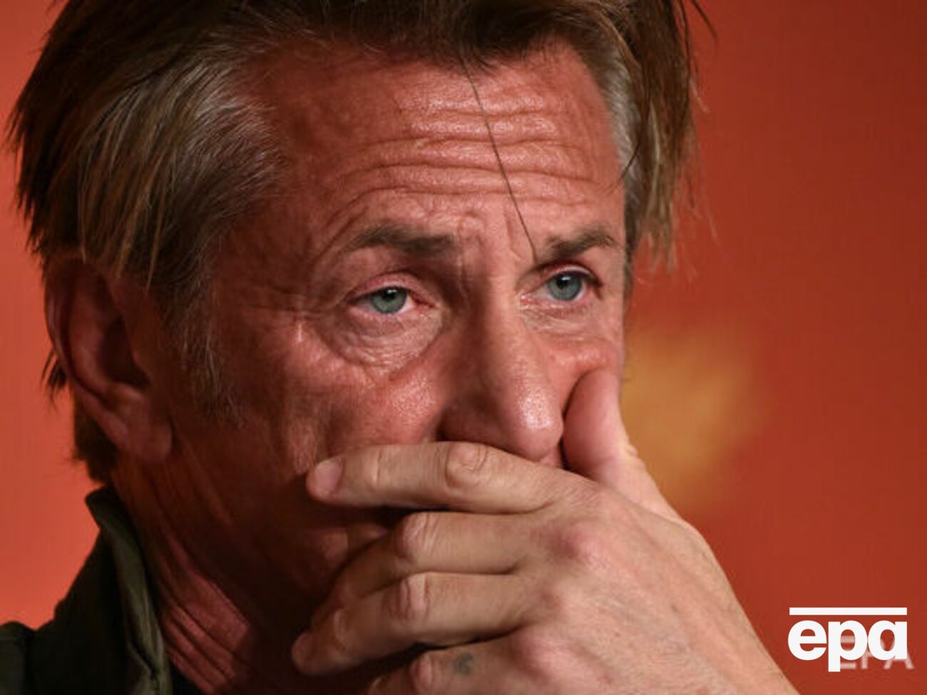 Пенн приехал в Украину, чтобы снять документальный фильм о событиях на Майдане