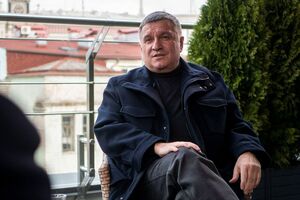 Аваков сказал, что у него хорошие отношения с Ахметовым