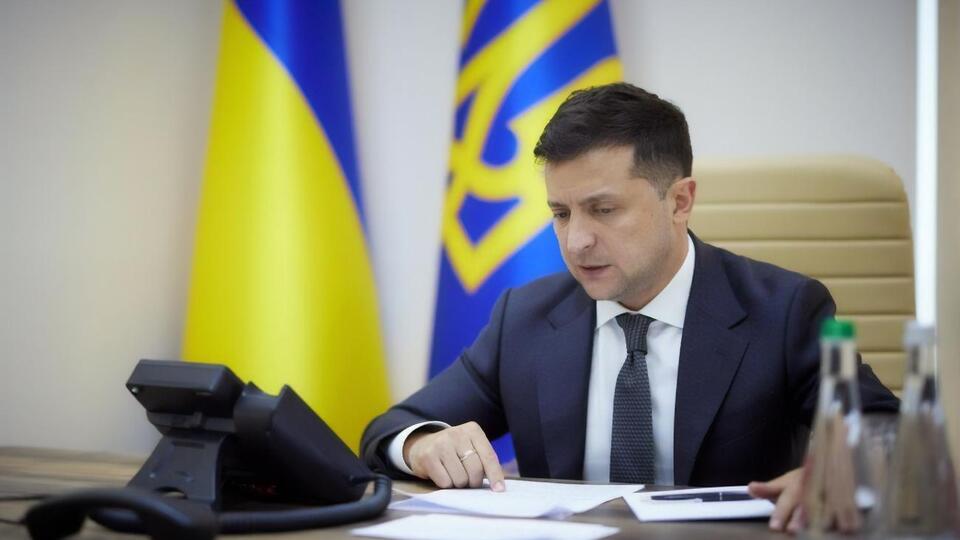 Зеленський (на фото) та фон дер Ляєн обговорили загострення ситуації на європейсько-білоруському та українсько-білоруському кордонах