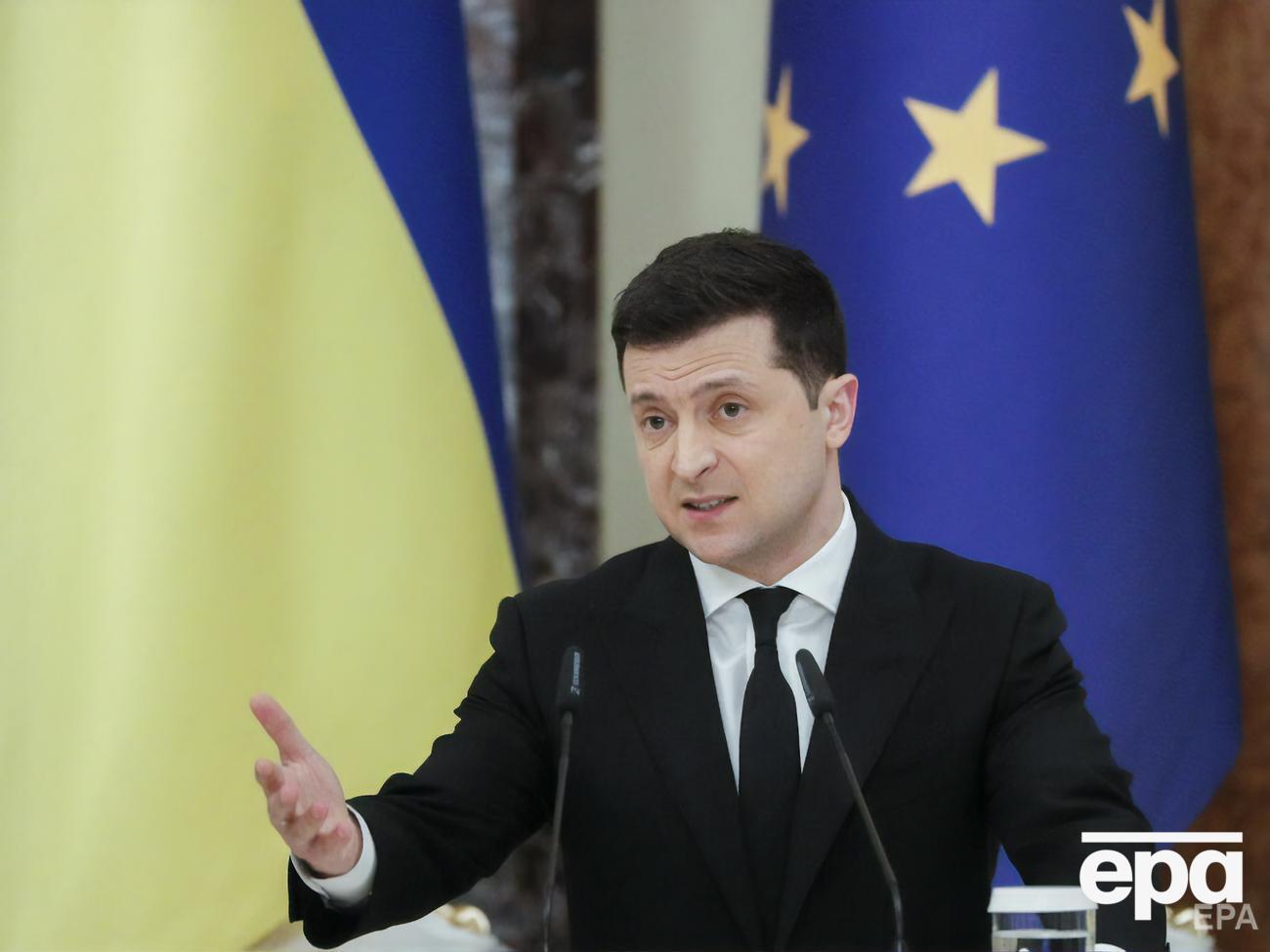 Зеленський (на фото) назвав фон дер Ляєн низку пропозицій для "запобігання енергетичній кризі у Європі"