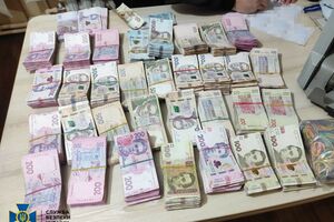 Конвертаційний центр обслуговував компанії аграрної, нафтогазової, хімічної та автотранспортної галузей