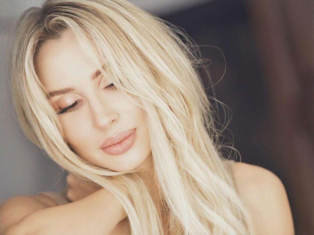 Лобода поинтересовалась у поклонников, какой новый трек они ждут от нее в декабре