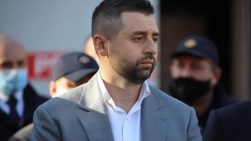 Арахамія: Коли тільки почали розгойдувати цю ситуацію і запитувати, усе, що вони мали сказати: "Такі операції не коментуються"