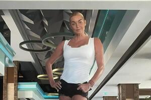 Волочкова показала "доброго друга"