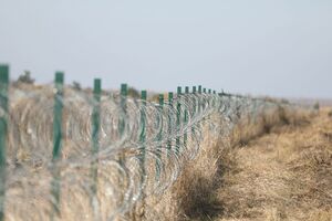 Границу планируют обустроить на участке протяженностью в более 2500 км