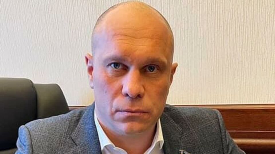Киву позбавили права на нагородну зброю 16 листопада