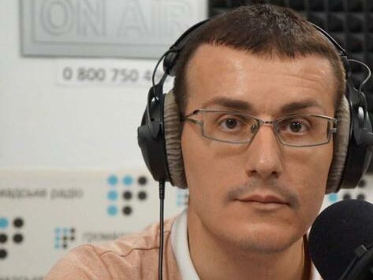 1 тыс. грн вакцинированным украинцам стоит разрешить тратить на подписку на прессу. Это позволит сохранить печатные медиа Украины