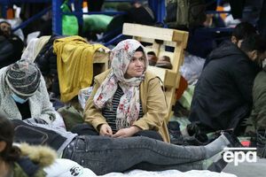 У польському МВС підтвердили, що мігранти пішли з табору біля кордону