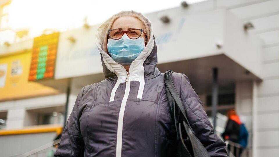 Минулої доби госпіталізували з коронавірусом 3188 осіб