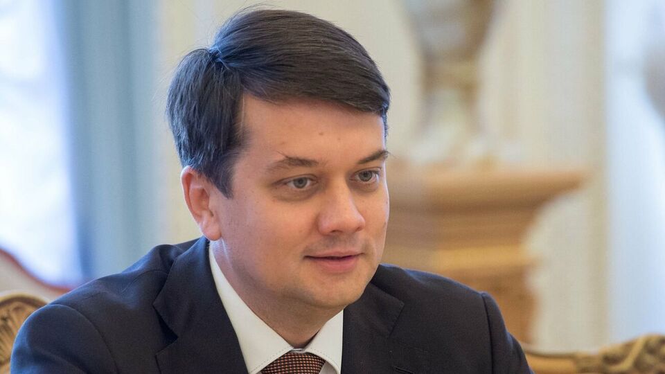 Разумкова звільнили з посади спікера на початку жовтня
