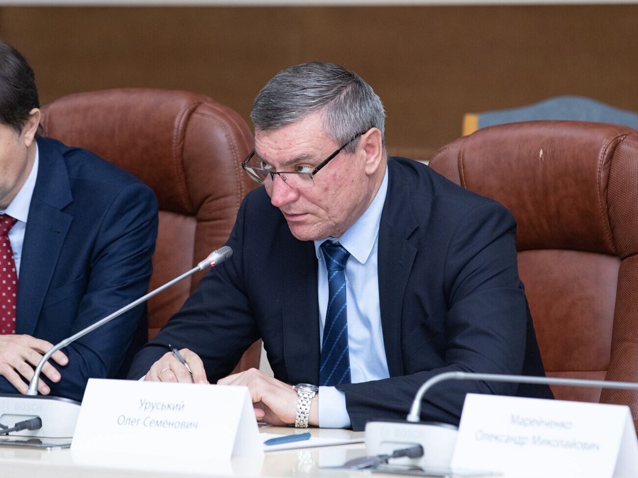 1 листопада Уруський написав заяву про звільнення з посади