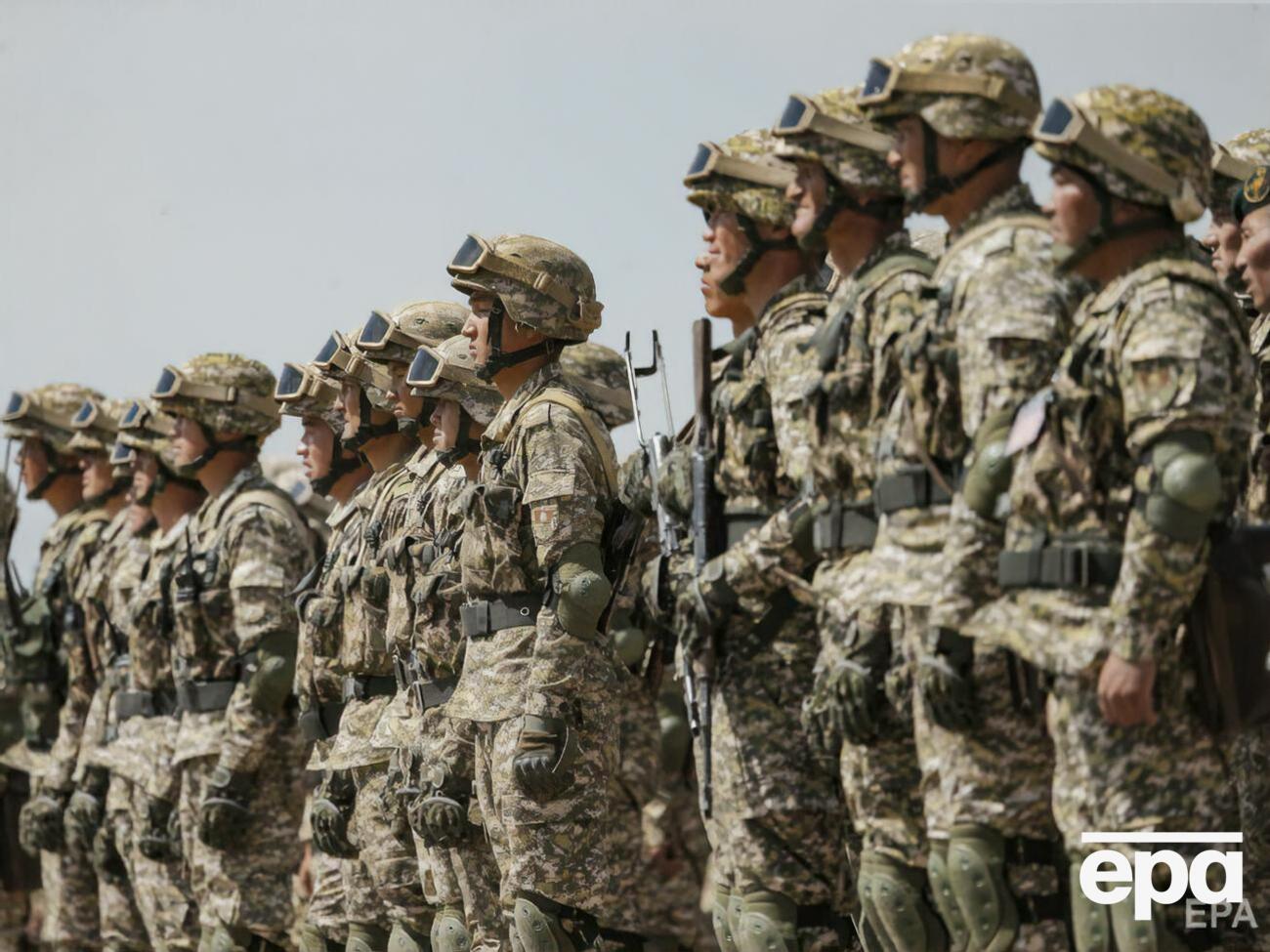 Російські військові частини передислокували поблизу Єльні