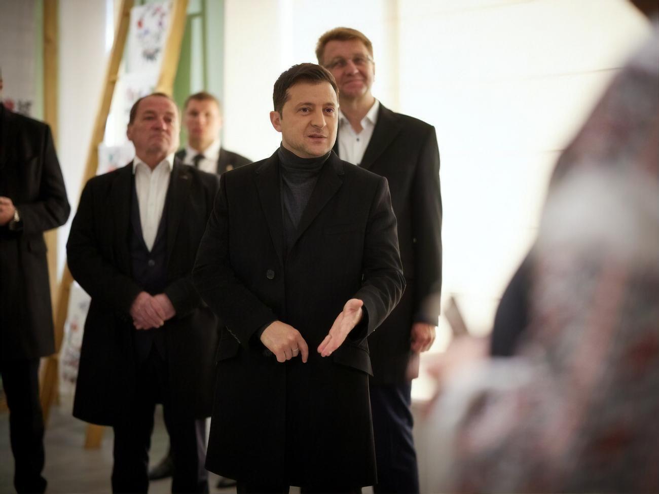 Зеленского готовы поддержать 25,1% украинцев, которые намерены участвовать в голосовании и определились с выбором