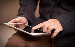 Опрос проводился с использованием планшета