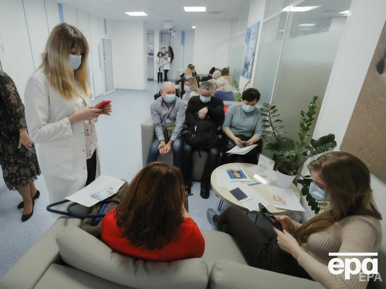 Введення локдауну в Україні підтримує 54% громадян
