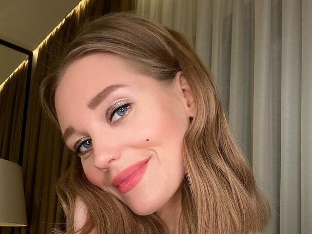 Асмус розповіла про те, як дізналася зі ЗМІ про свою другу вагітність