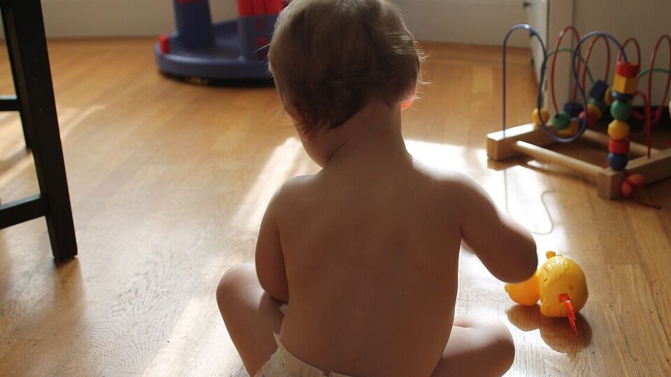 Правозахисники вважають, що найменших потрібно виховувати в сім'ях