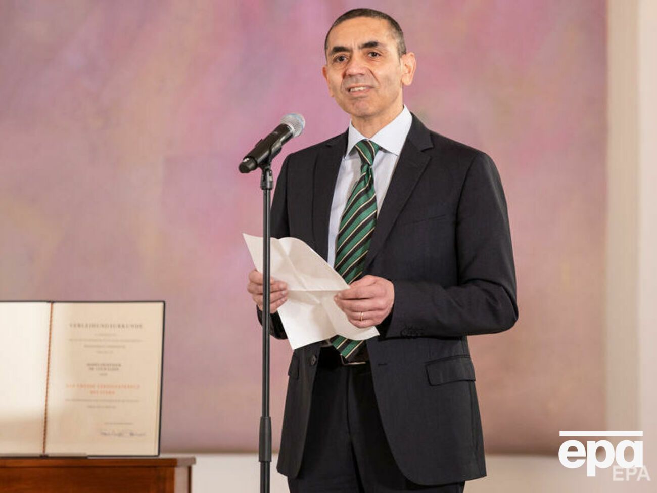 Шахин сравнил вакцинацию от коронавируса с прививками от гриппа