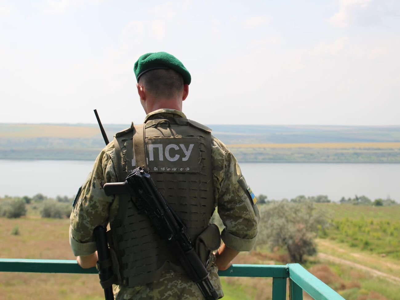 Прикордонники передали затриманого поліції