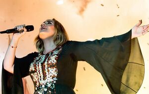 Первый за шесть лет альбом Адель, получивший название "30", вышел 19 ноября этого года