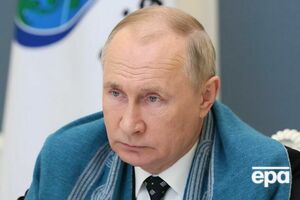 Путін (на фото) розглядає можливість воєнного вторгнення в Україну, зазначив Кулеба