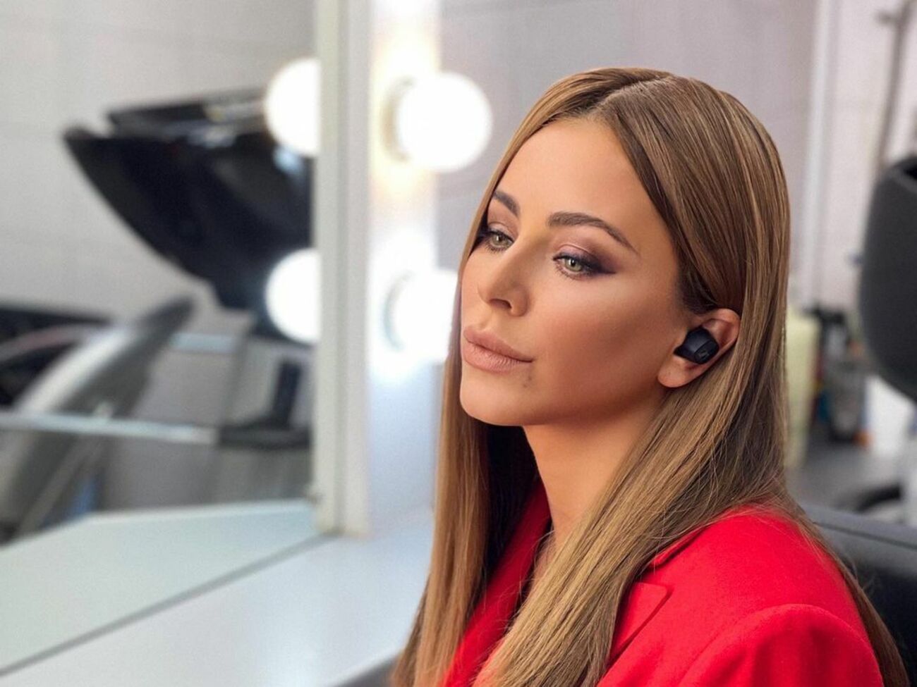 Ани Лорак снялась в секси-образе