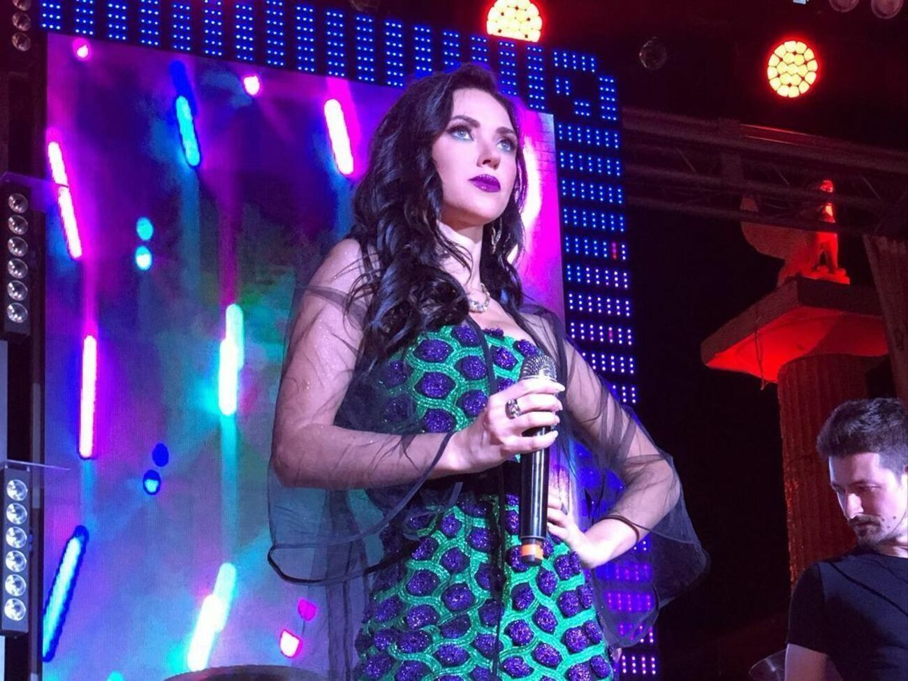 Экс-участница "НеАнгелов" Вика: Я не знаю, что будет завтра, но я никогда не буду выпрашивать материал, если человек сам это не предложит