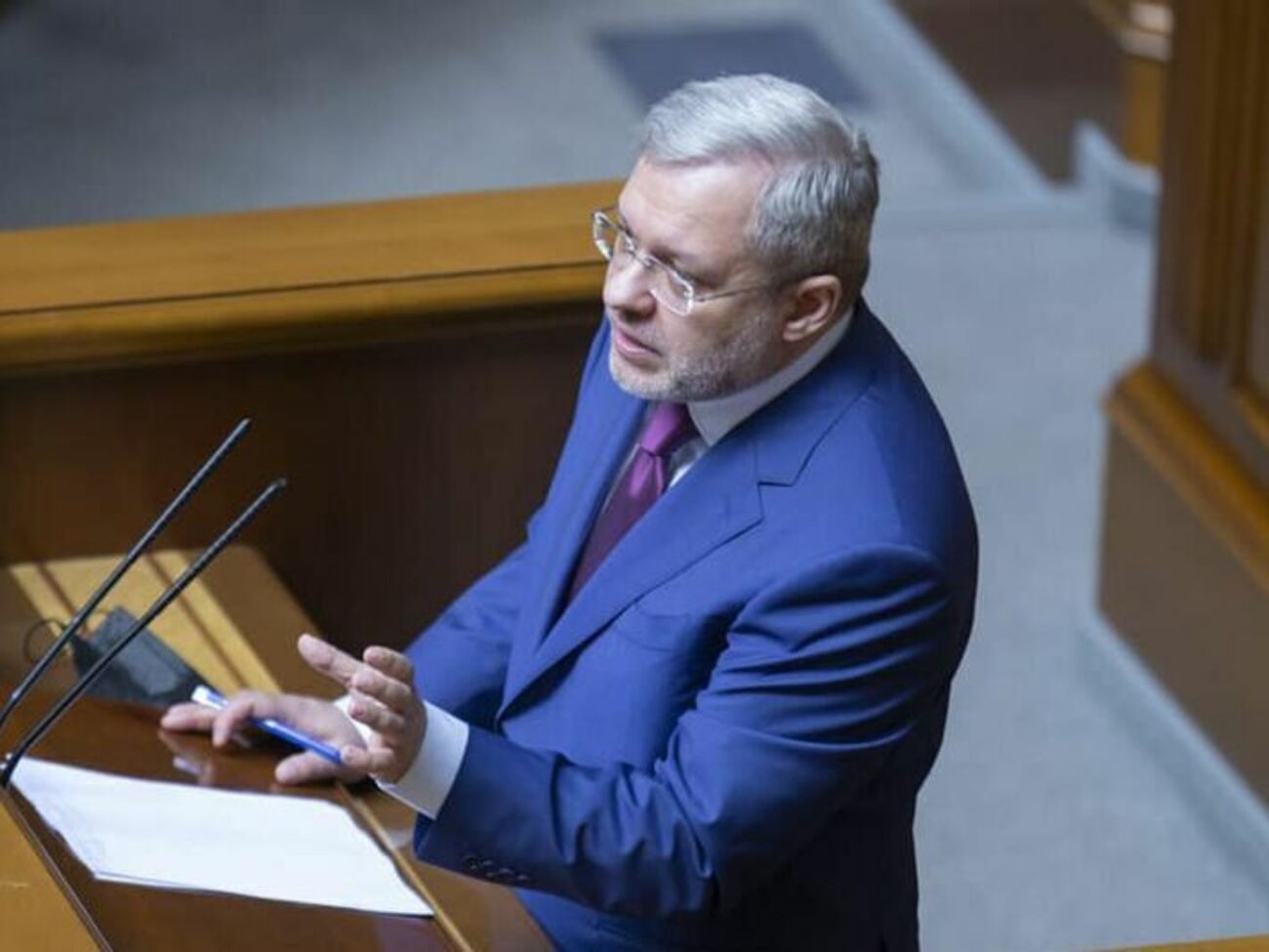 Галущенко уточнил, что недавно прибывший на корабле уголь законтрактован "ДТЭК Энерго" как посредником, но оплачен государством