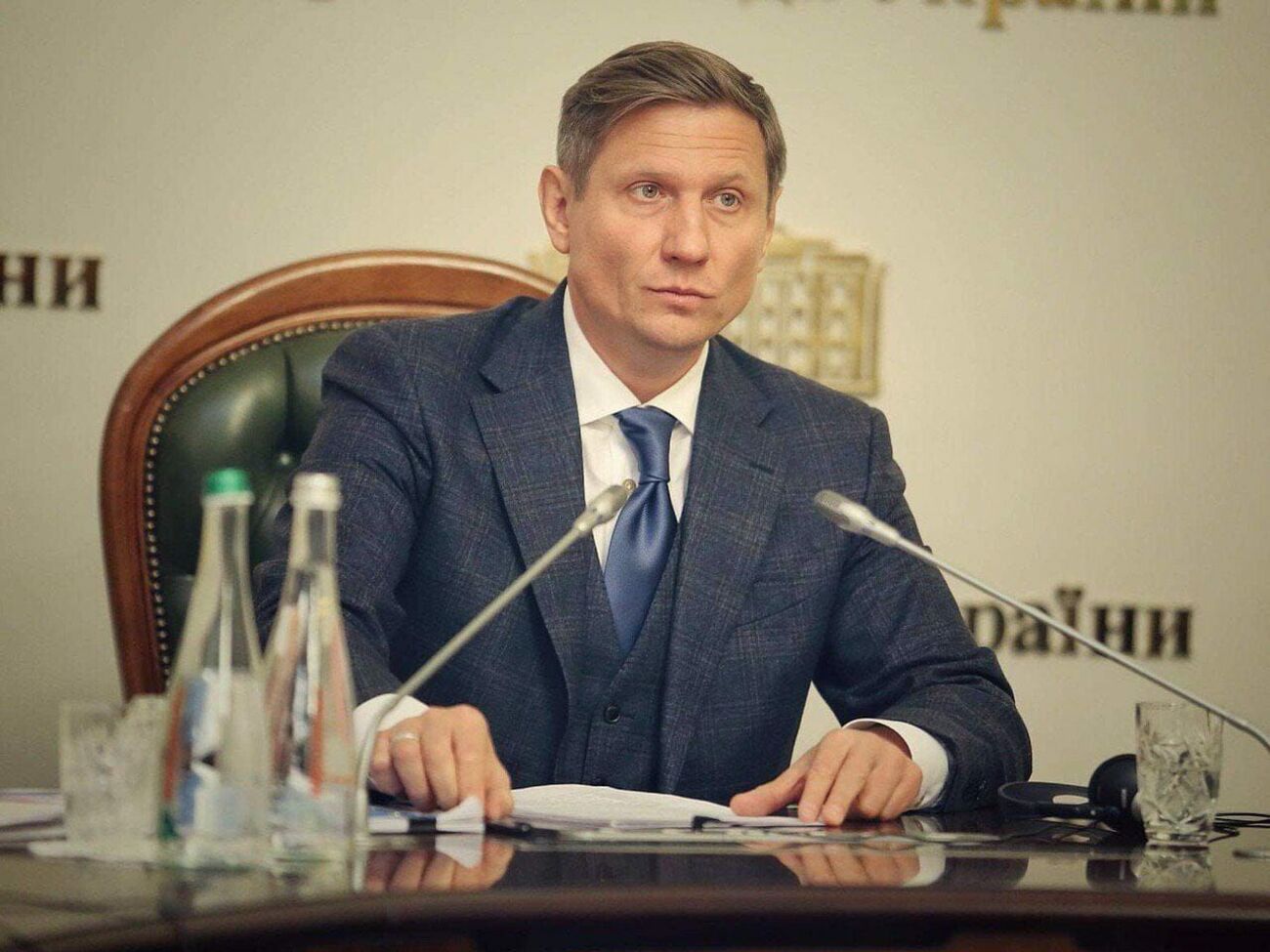 За даними ЗМІ, майна, записаного на цивільну дружину, Шахов не задекларував