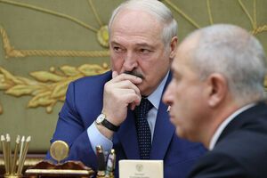 Лукашенко в разговоре с Меркель 15 ноября предложил ЕС создать гуманитарный коридор в ФРГ для мигрантов из Беларуси