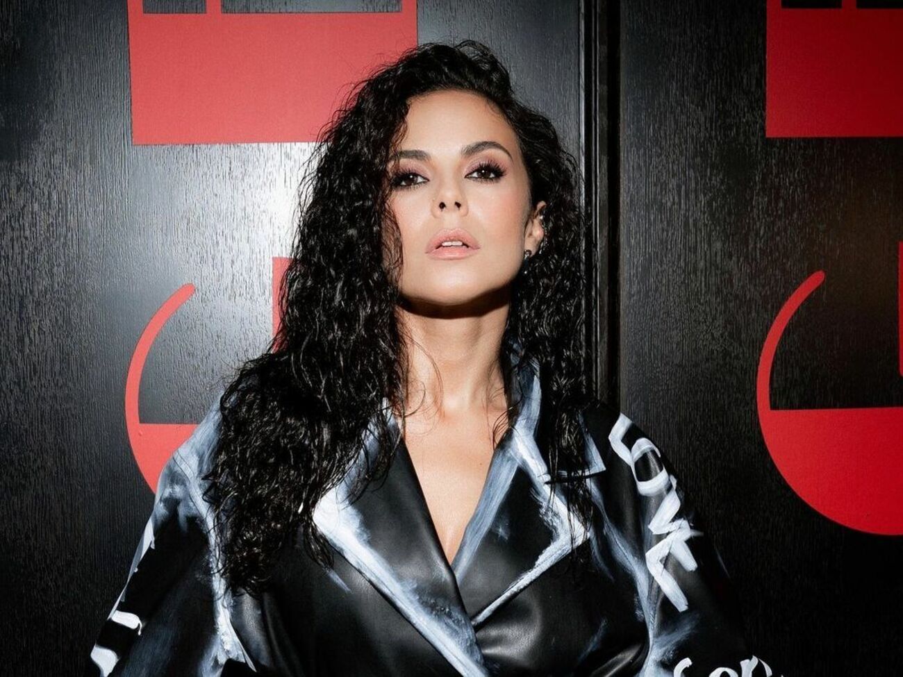 Настя Каменских: Вернулась к черному