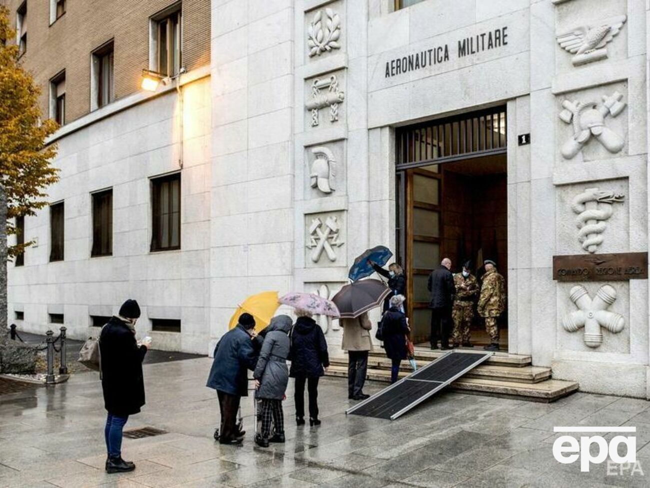 У ВООЗ заявили, що європейський регіон залишається охопленим пандемією COVID-19