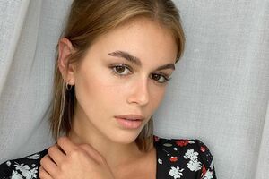 Кая Гербер стала головною героїнею грудневого випуску американського видання Elle