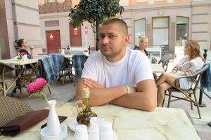 Погибший судья фигурировал в деле о завладении квартир умерших людей. После смерти Зинченко оказалось, что его квартира переписана на третье лицо