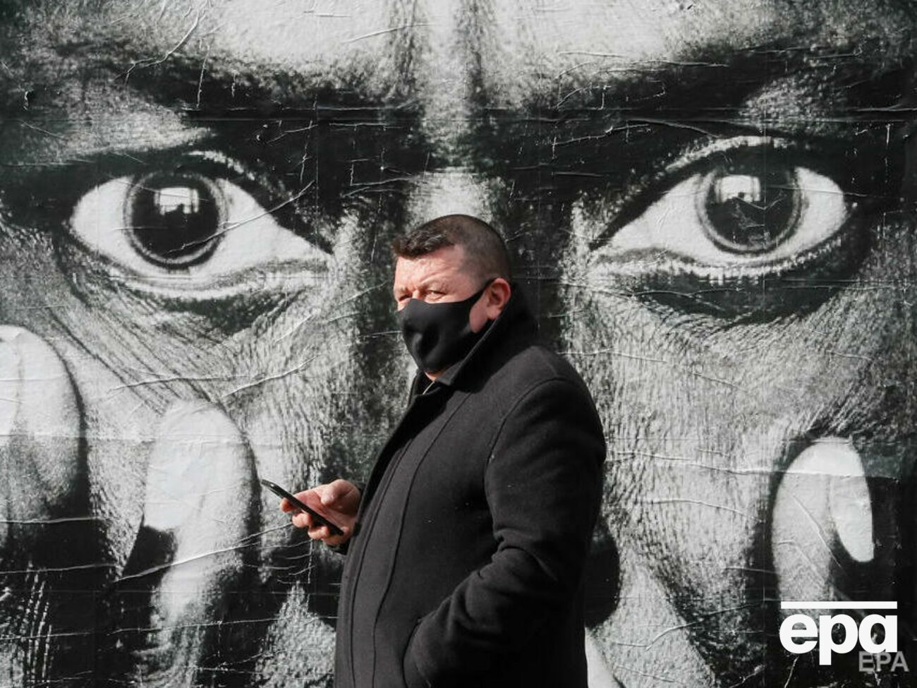 Показники захворюваності на COVID-19 в Україні йдуть на спад