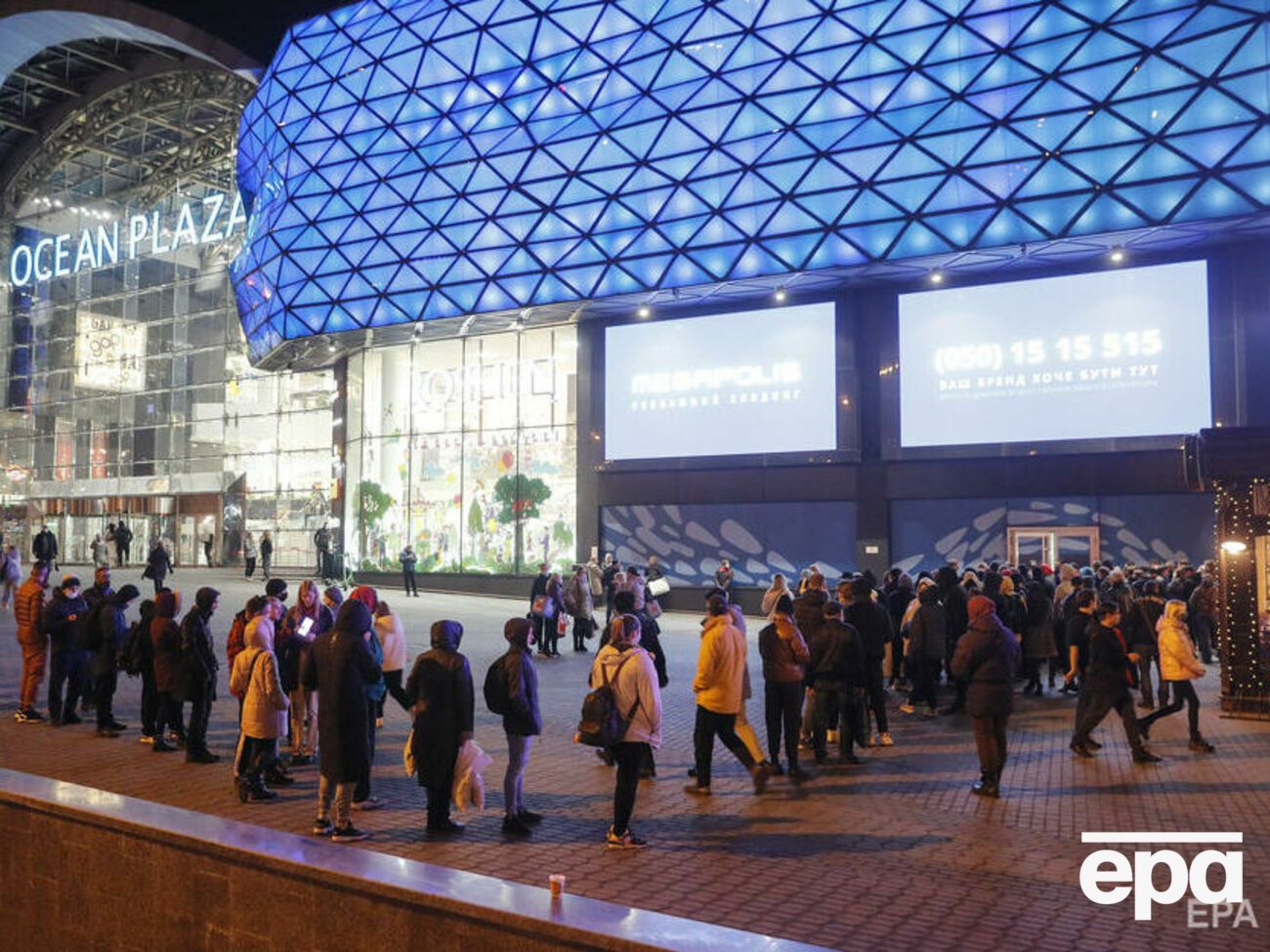 Сейчас в Украине от COVID-19 могут привиться все желающие в возрасте от 12 лет