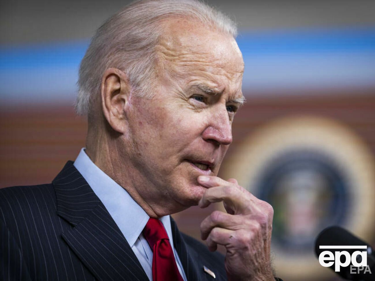 Байден решил выделить 50 млн баррелей нефти из стратегического нефтяного резерва, чтобы снизить цены