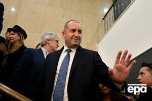 Радев называл оккупированный Крым "российским". Оккупационные власти зовут его "убедиться, что никакой "аннексии" не было"