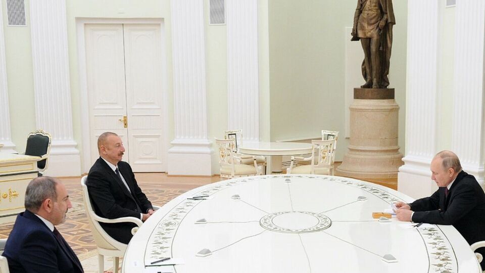 Пашинян та Алієв зустрінуться у Путіна до саміту в Брюсселі