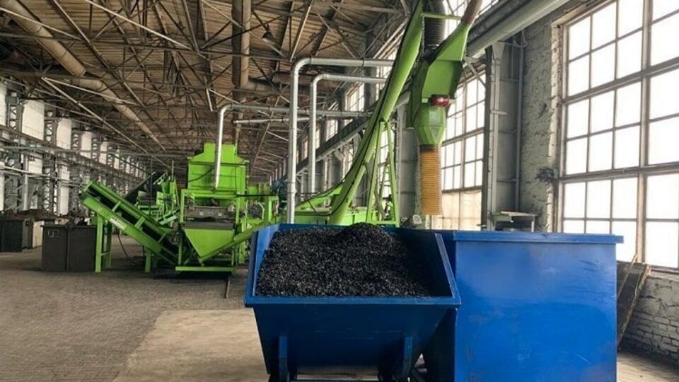 Линия по производству резиновой крошки успешно прошла тестовый запуск