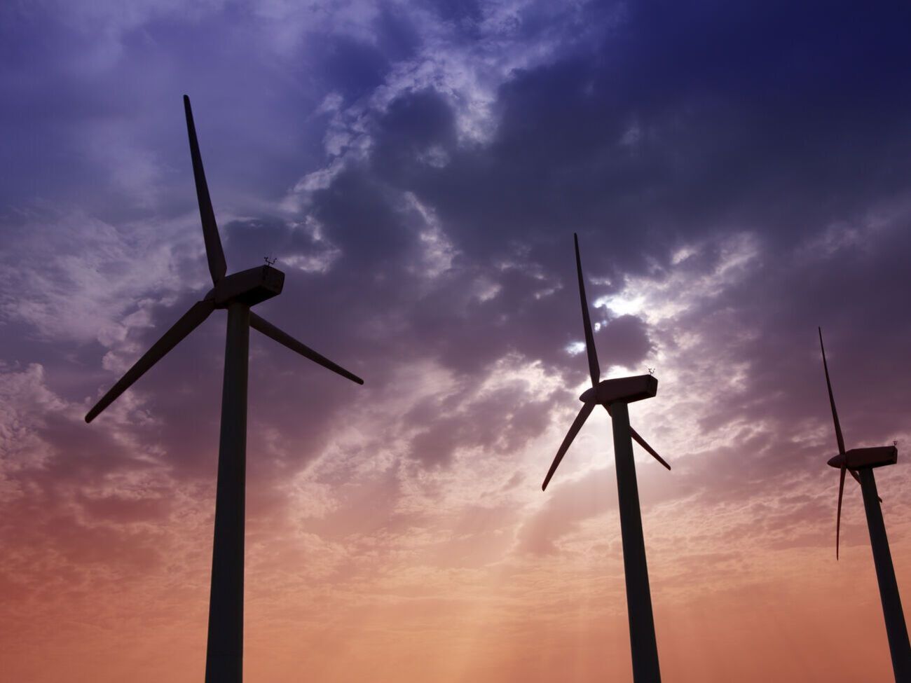 Суд поставив представнику ДП "Гарантований покупець" запитання про проміжок часу, необхідного для формування ним платіжного доручення на переказ коштів ТОВ "ДТЕК Приморська ВЕС"