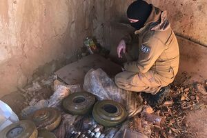 Загальна вага вилучених боєприпасів становила майже 40 кг тротилу