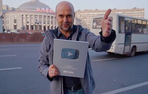 Думаю, завод по производству искусственных полей в Краматорске не заработает, а Павелко будет кормить вас отборными фейками