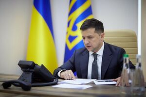 Зеленський проінформував Дуду про розвиток ситуації з безпекою на сході України