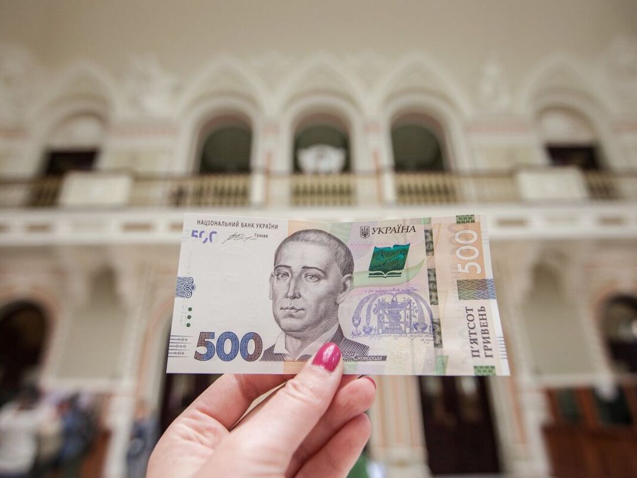 В течение августа &ndash; сентября в Украине сократились долги по выплате зарплат почти на 8%